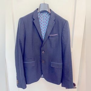 Ted Baker navy blue men’s suit: size 3 Jacket, 32R pants